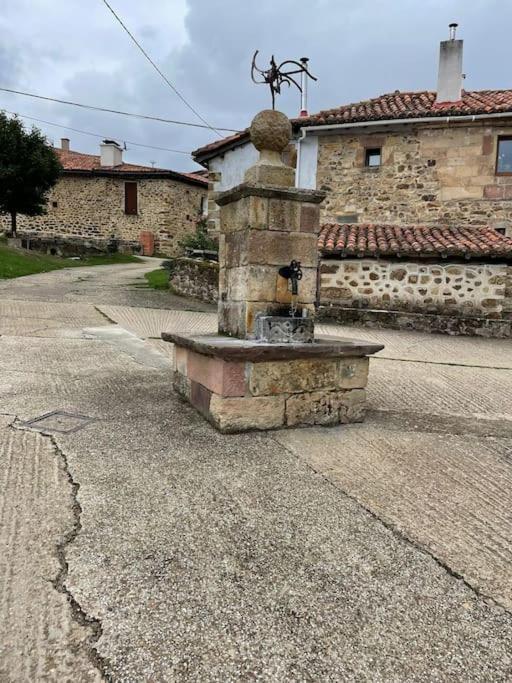 La Casa De La Tina Villa Porquera de Santullan Exteriör bild